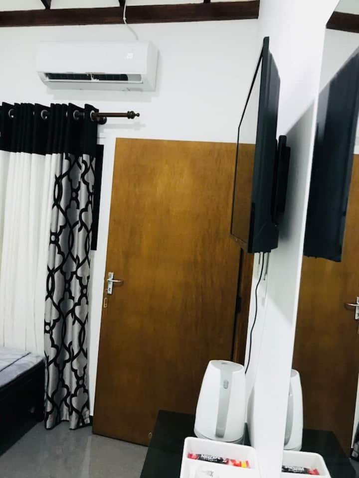 לינה וארוחת בוקר נגומבו House Of Seya מראה חיצוני תמונה