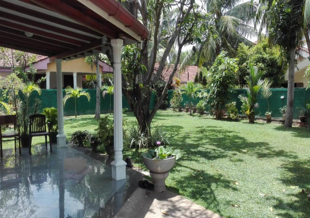 לינה וארוחת בוקר נגומבו House Of Seya מראה חיצוני תמונה